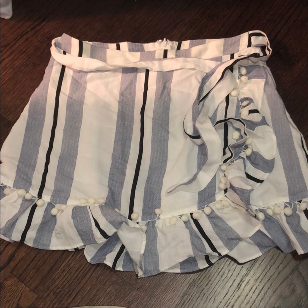 COPY - Wrap Tie pom pom striped skirt